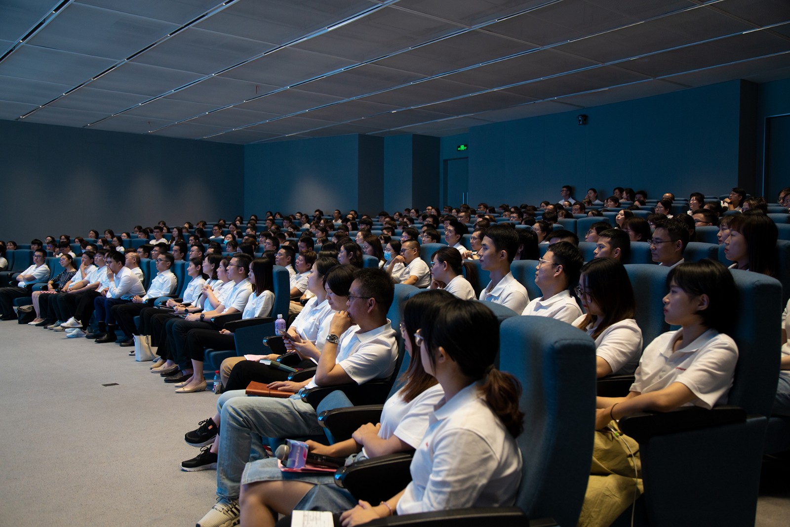 1659860724373668KtC7.jpg IMG_1030.jpg